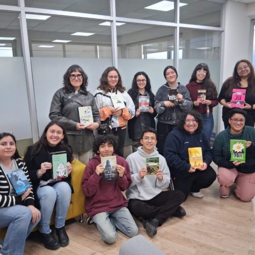 Club de Lectura UOH cumple un año creando comunidad en torno a los libros